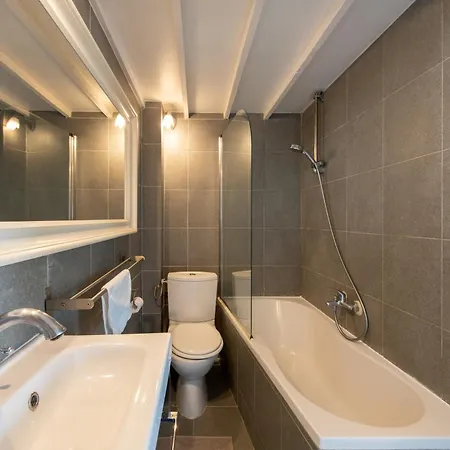 Geranimus 36b : Hearth Of Apartman